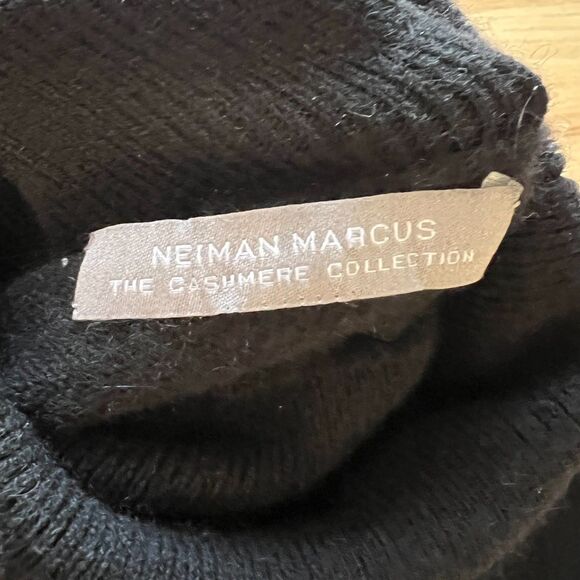 Neiman Marcus Cashmere Collection 100% Cashmere Black Sleeveless Turtleneck  Med - Picture 11 of 12
